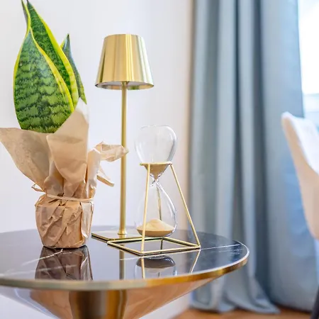 Garibaldi Luxury アパート *