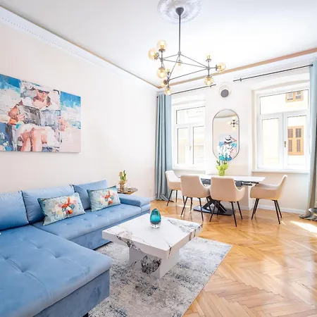 Apartment Garibaldi Luxury Triest
