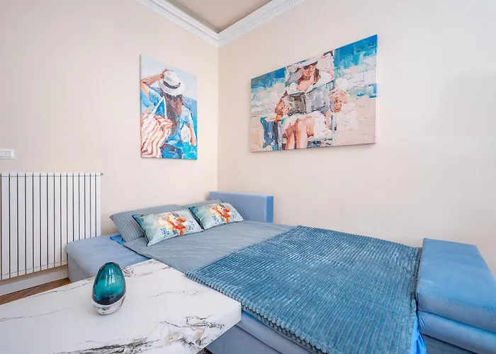 Garibaldi Luxury Daire